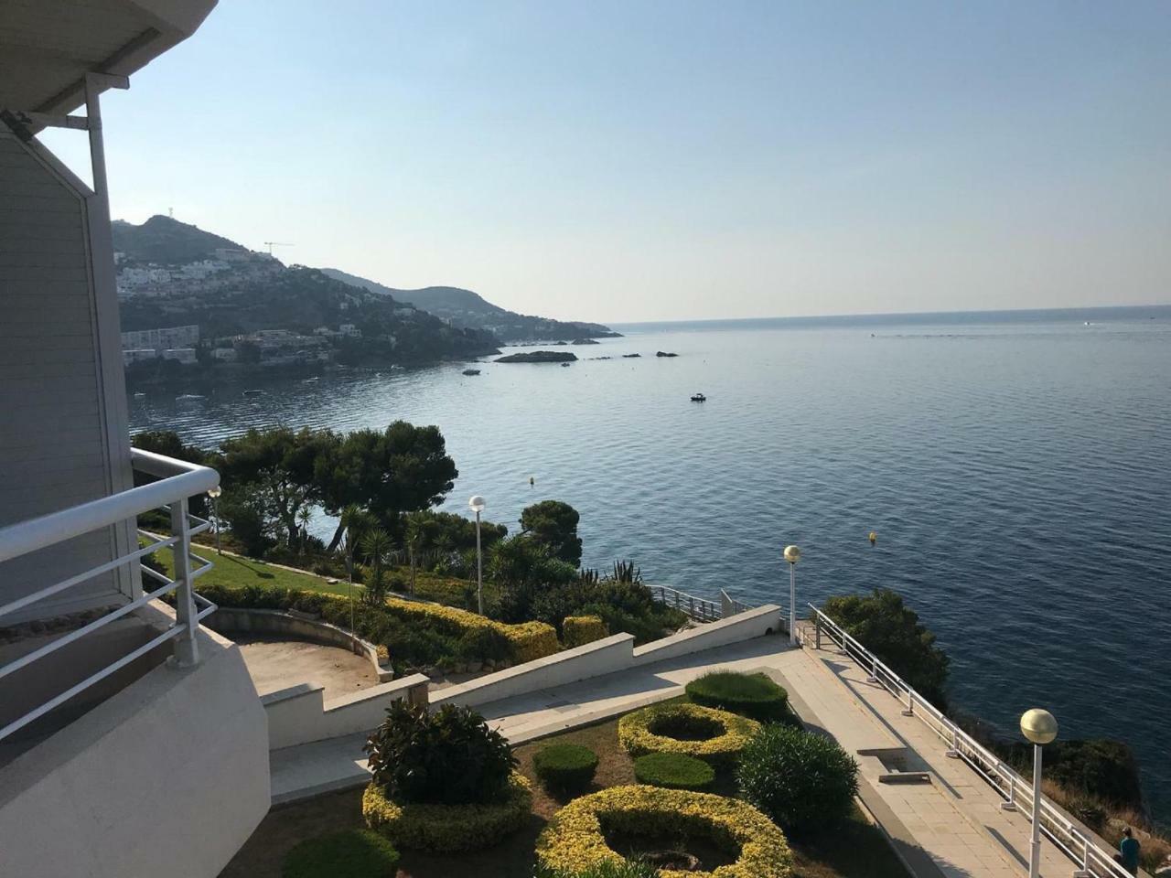 Appartamento Golden Bay Roses Esterno foto