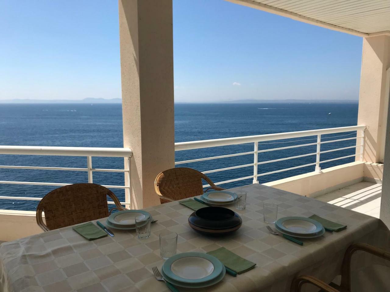 Appartamento Golden Bay Roses Esterno foto