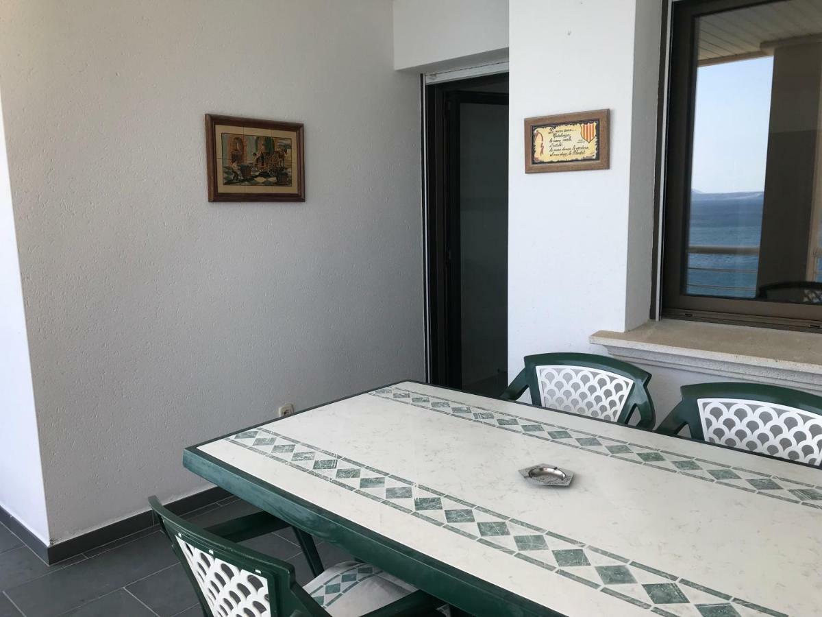 Appartamento Golden Bay Roses Esterno foto